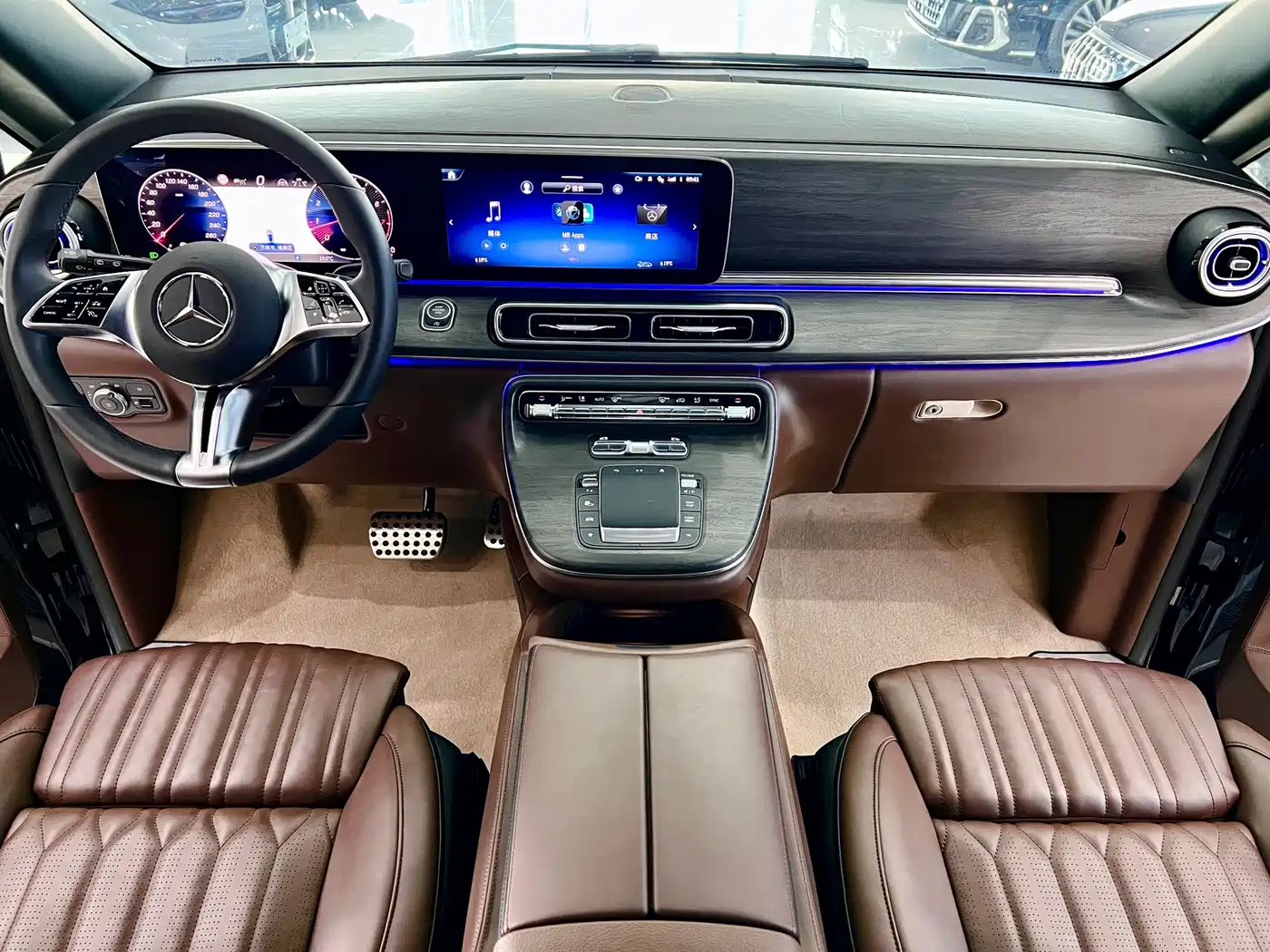 MERCEDES-BENZ V-CLASS