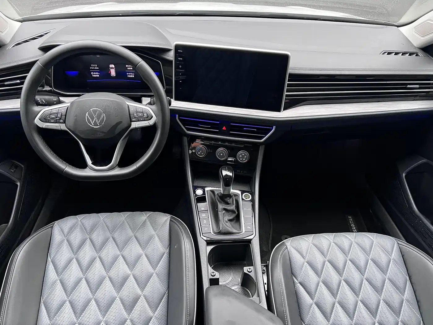Volkswagen Sagitar 2023 300TSI DSG Surpassing Edition фото 11