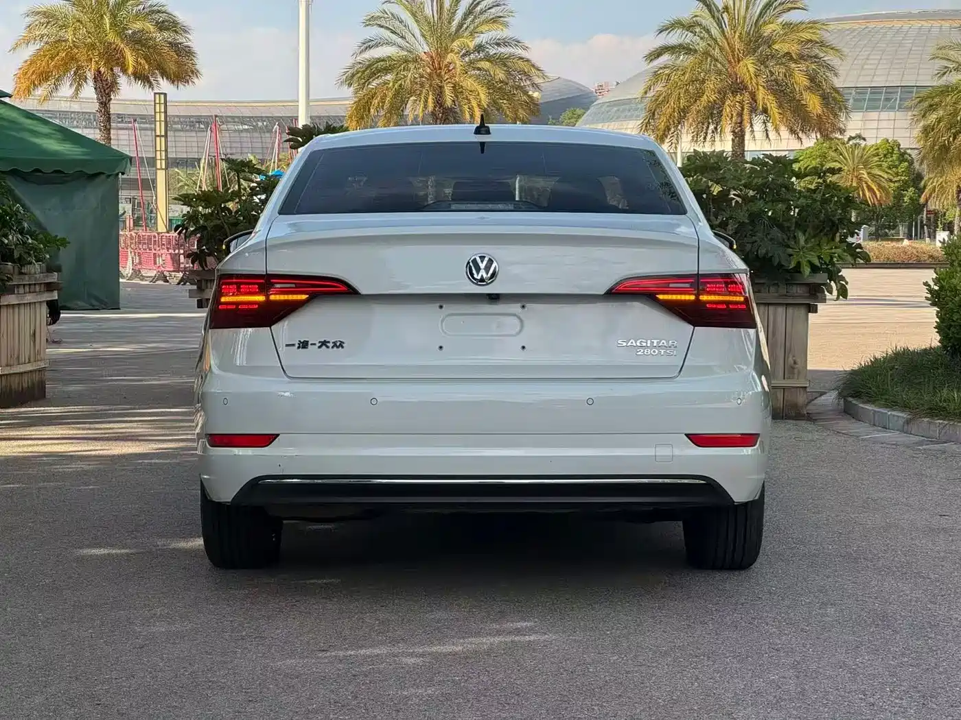 Volkswagen Sagitar 2022 280TSI DSG Surpassing Edition фото 5