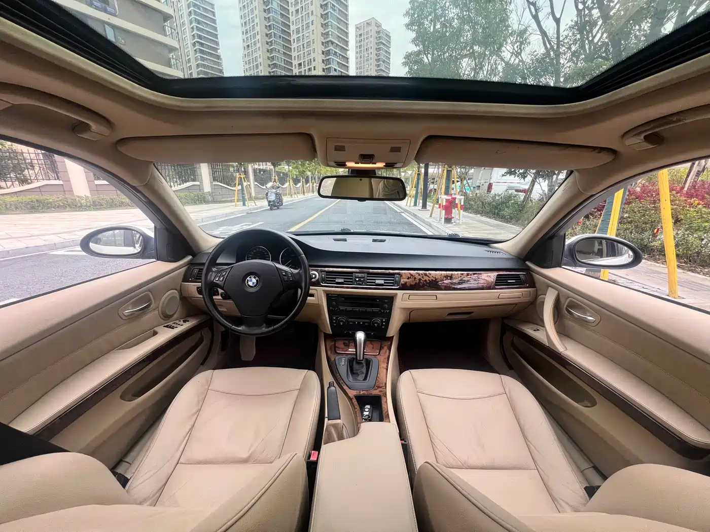 BMW 3 Series 2007 320i Luxury фото 10