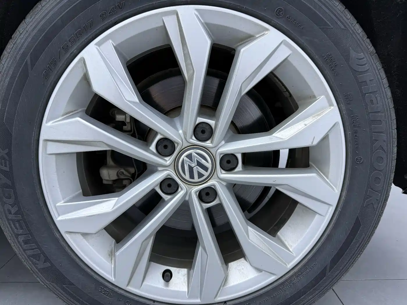 Volkswagen Magotan 2019 330TSI DSG Luxury Class China VI фото 10