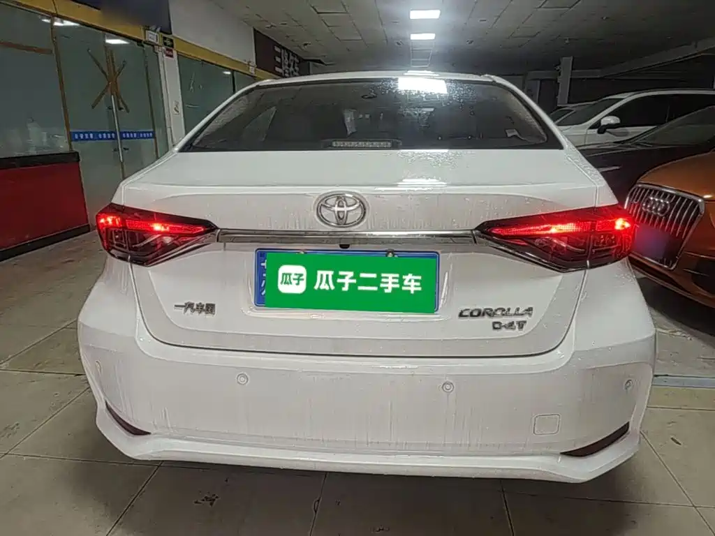 TOYOTA COROLLA