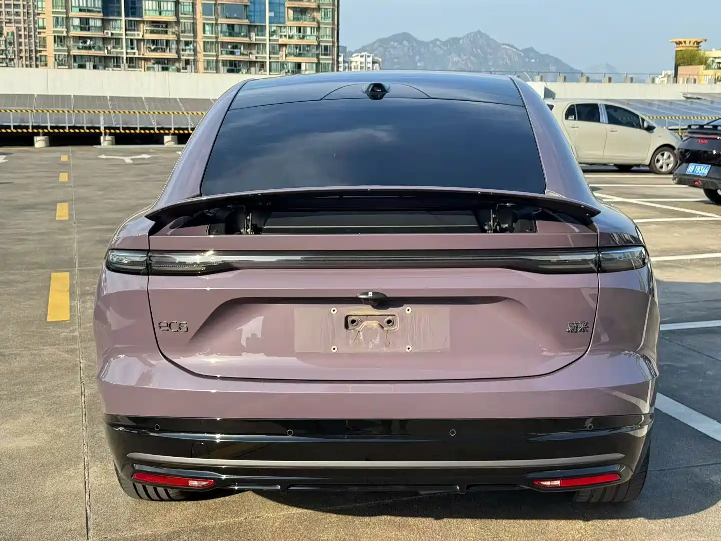 Фото 8 - NIO EC6