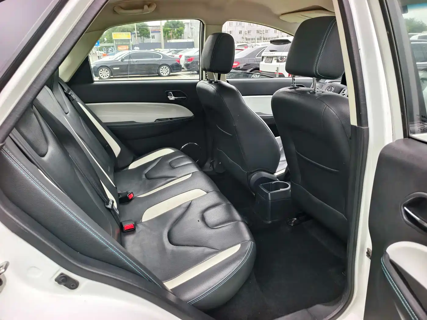 JAC Motors JAC iEV 2015 2015 iEV5