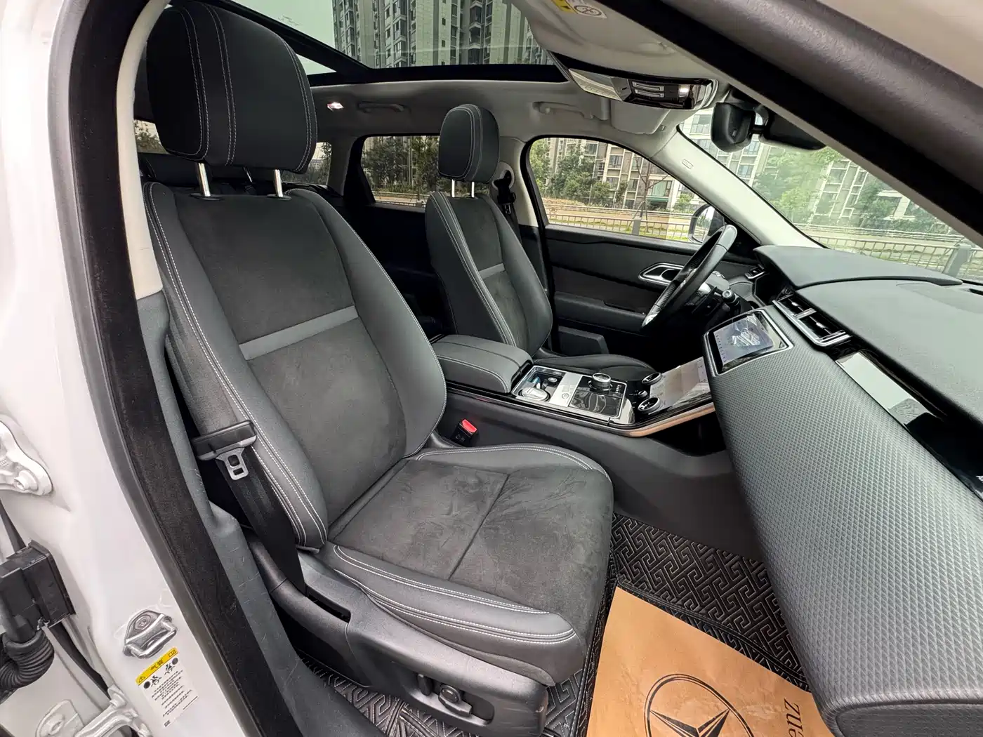Land Rover Range Rover Velar 2020 P250 фото 8