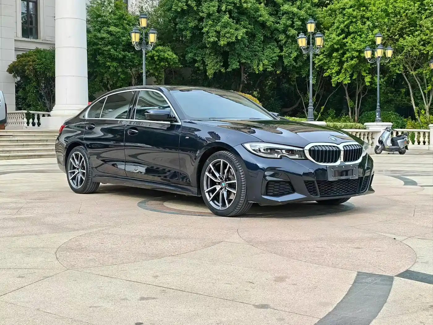 BMW 3 Series 2021 325Li M Sport Package фото 3