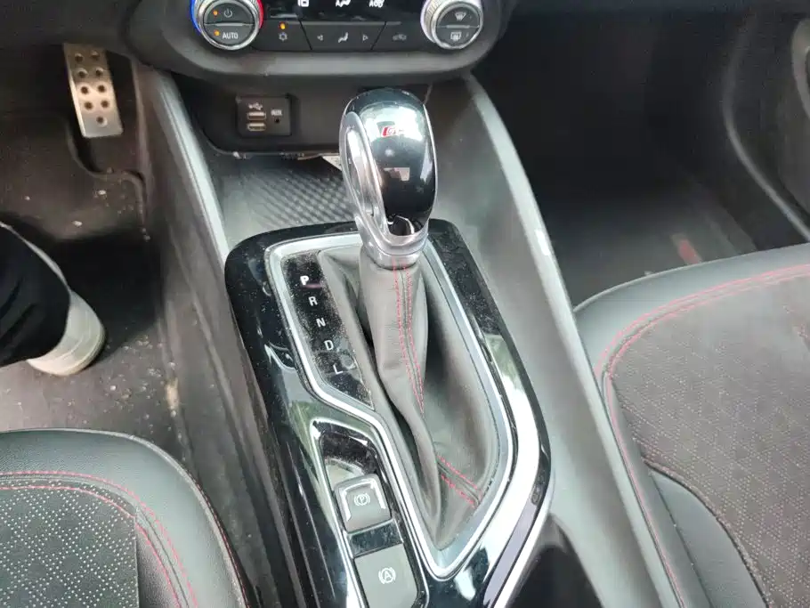 Фото 16 - Buick Verano