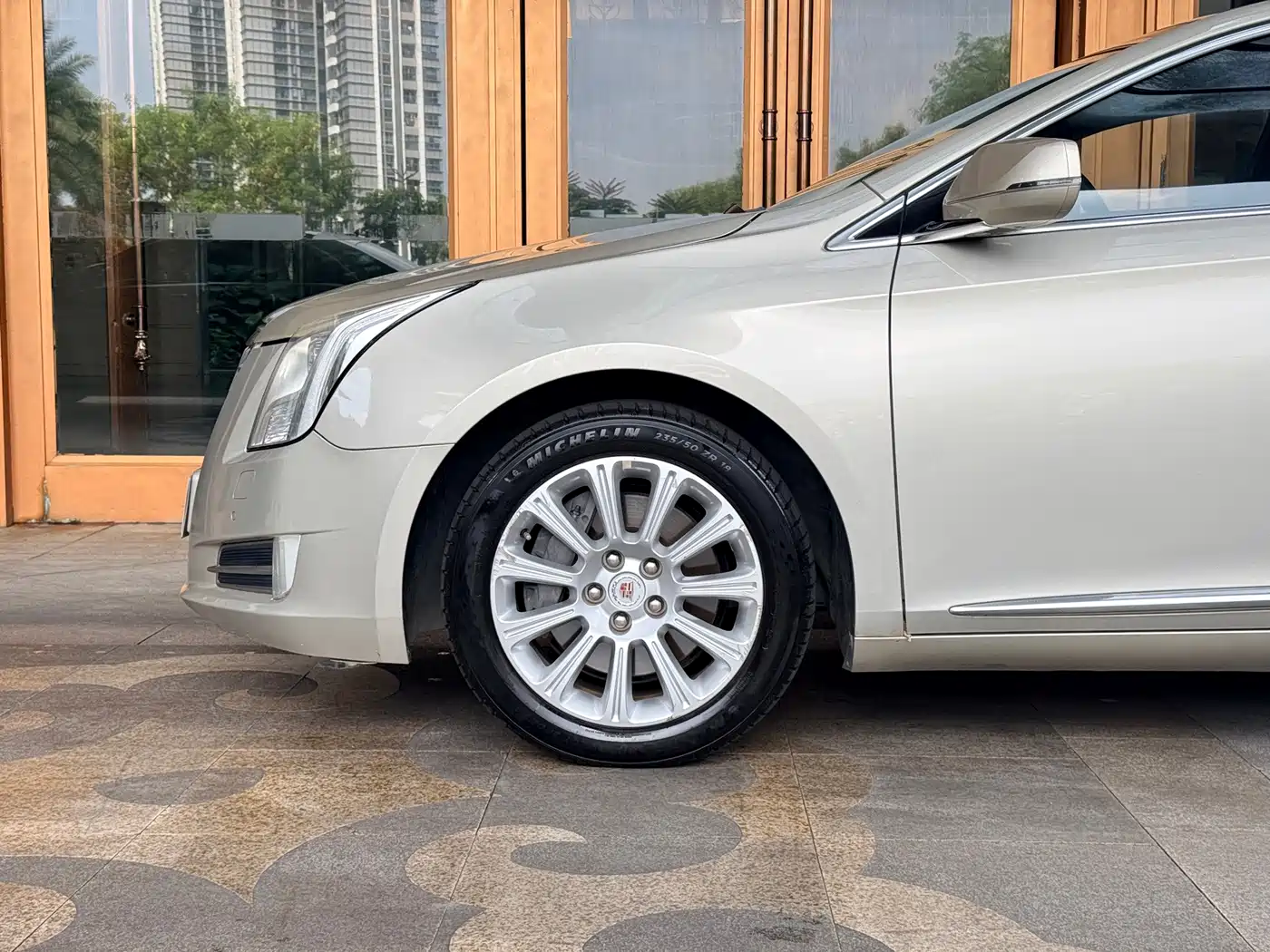 Cadillac XTS 2014 2013 28T Elite