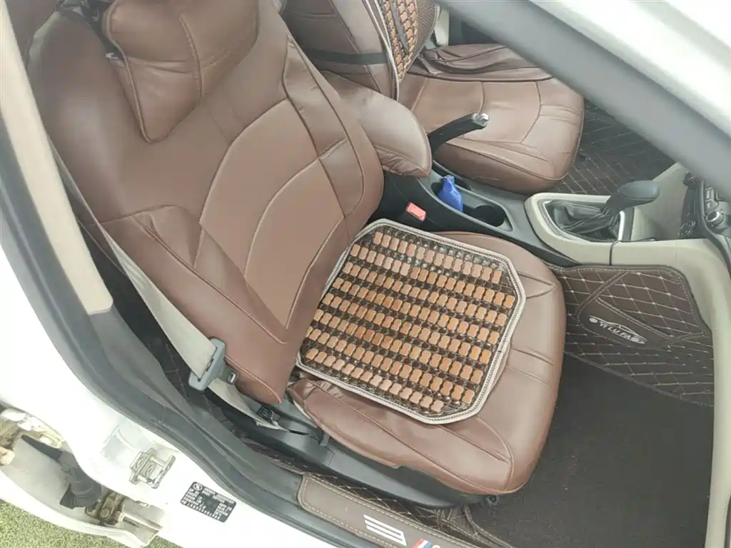 Buick Excelle 2015 15N Automatic Elite фото 25