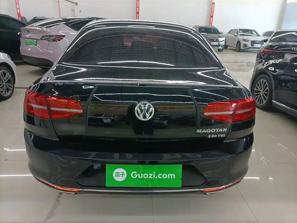 Volkswagen Magotan 2018 Facelift 330TSI DSG Luxury фото 6