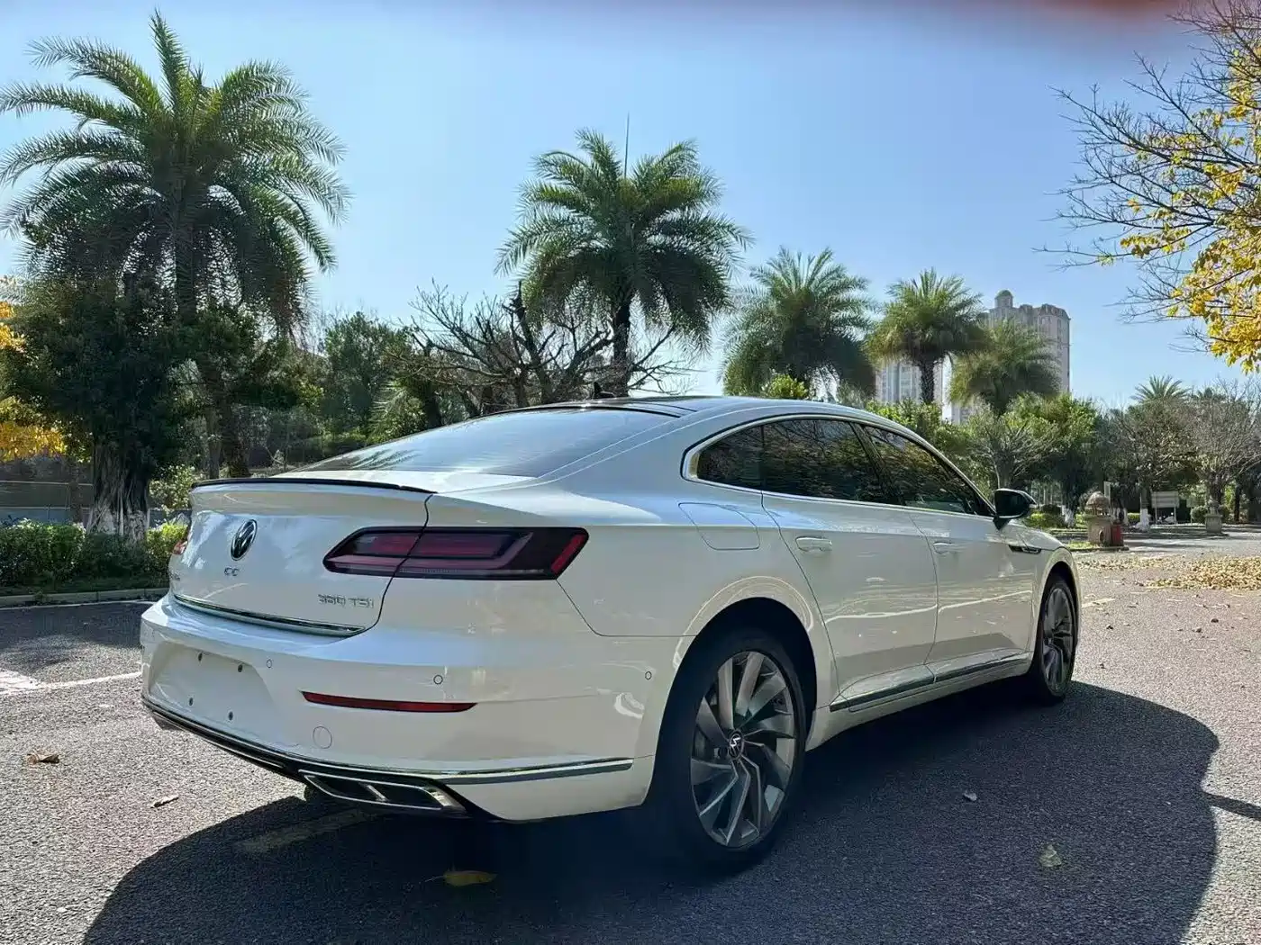 Volkswagen FAW-Volkswagen CC 2024 380TSI Eye-catching Edition фото 7