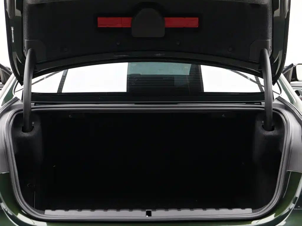 BMW 4 Series 2023 425i M Sport Shadowline Package фото 10