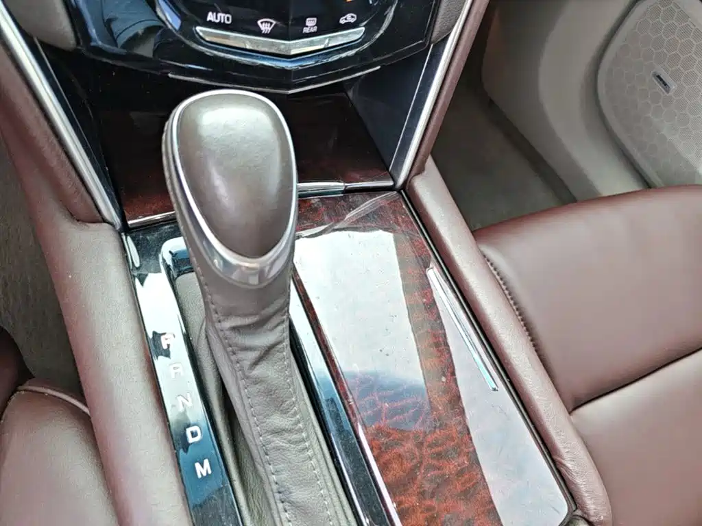 Cadillac XTS 2015 2014 28T Comfort