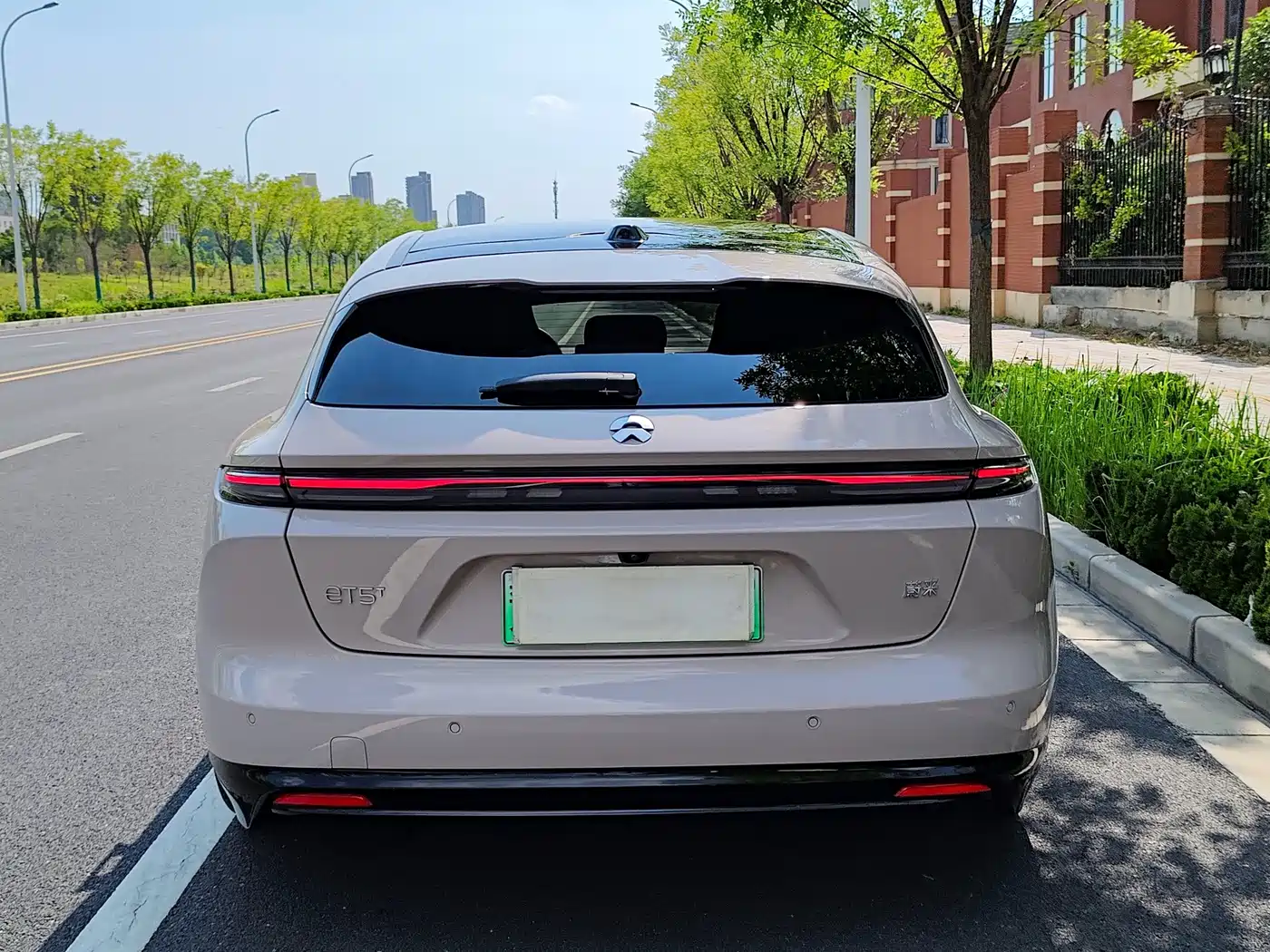 NIO ET5T 2026 2025 100kWh Touring