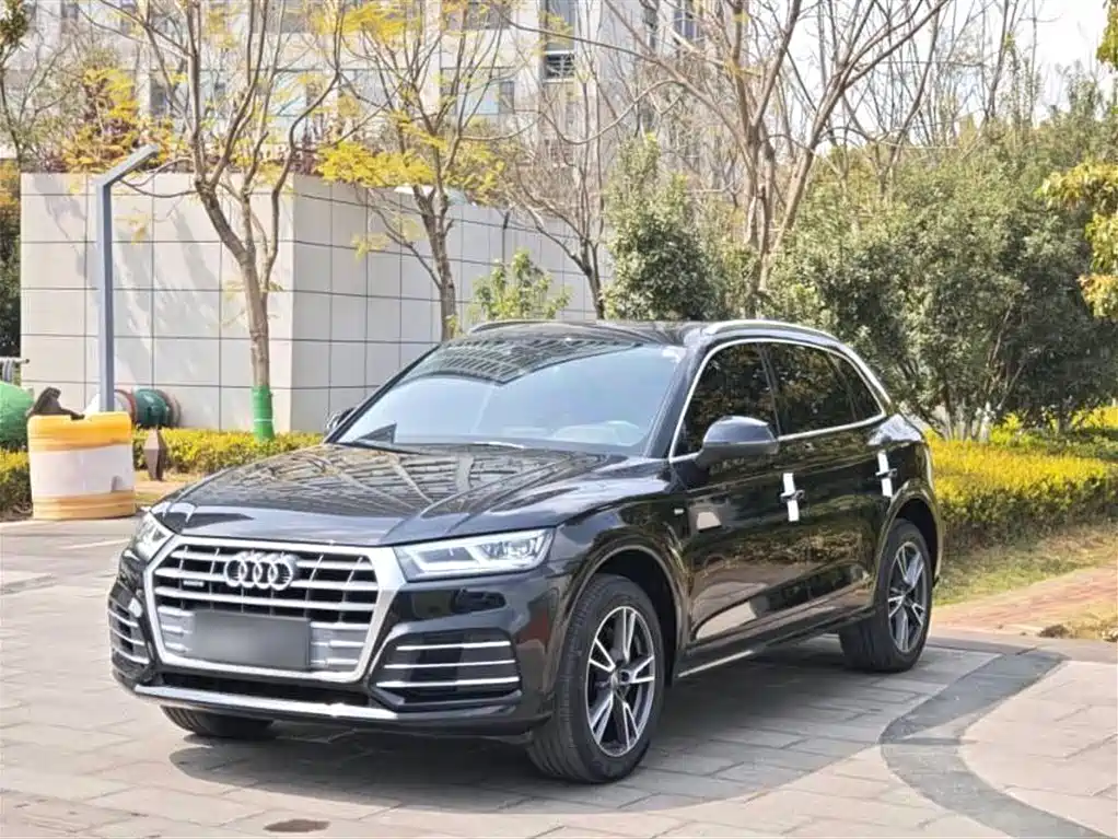 Audi Q5L 2018 40 TFSI Premium Fashion China VI