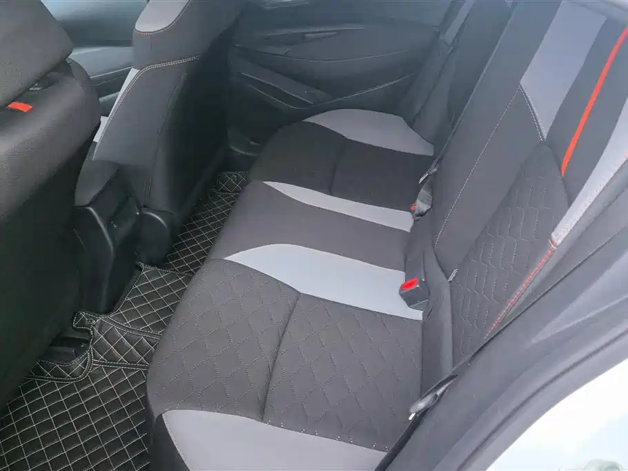 Toyota Corolla 2021 1.2T S-CVT Pioneer PLUS Edition фото 11