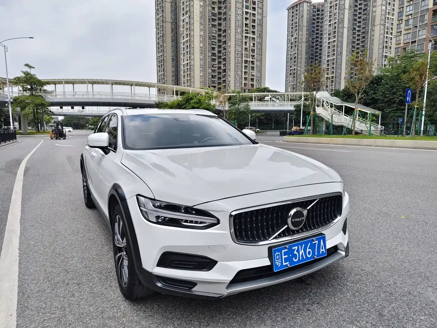 VOLVO V90