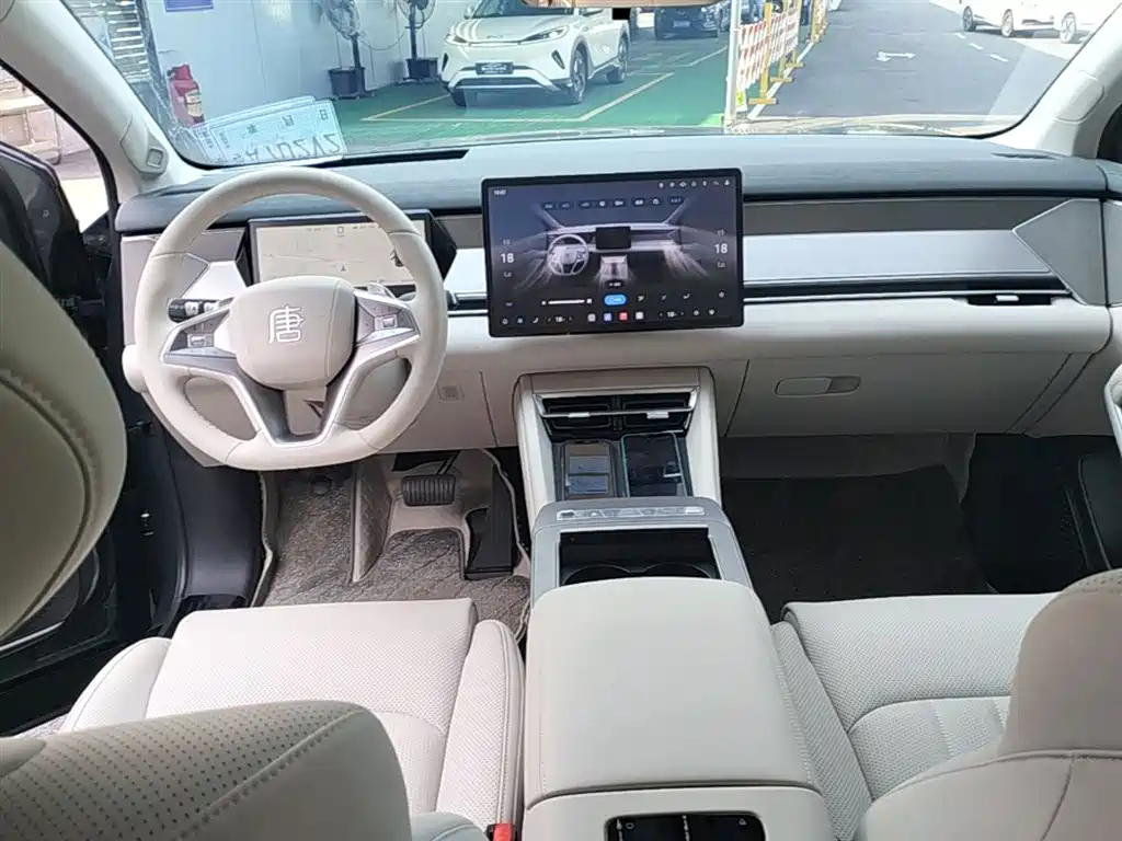 BYD Tang L 2025 DM 200KM AWD LiDAR Flagship фото 10