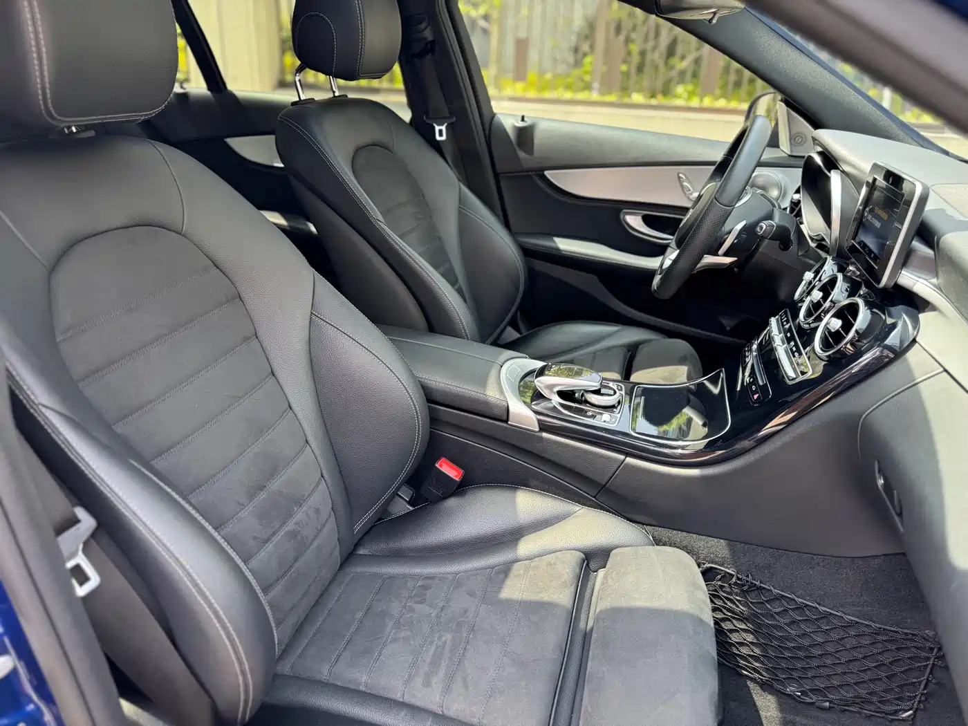 Mercedes-Benz C-Class 2017 Facelift C 200 Sport Edition фото 20