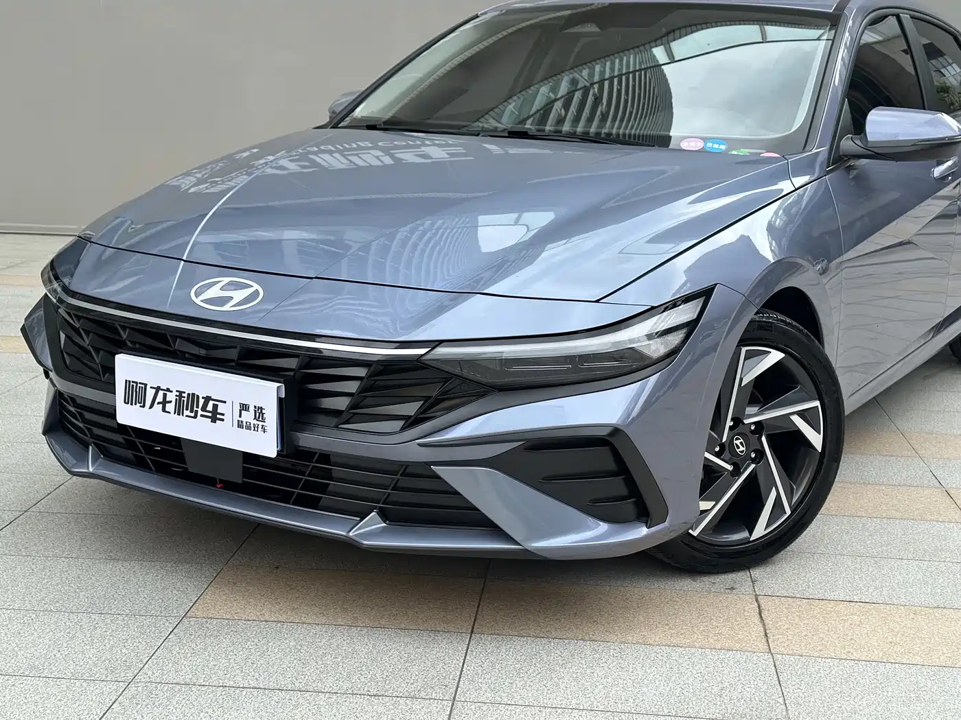 Hyundai Elantra 2023 Model 1.5L CVT LUX Premium Edition фото 15