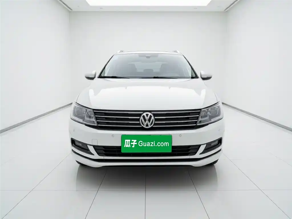 Volkswagen Lavida Tour 2015 230TSI DSG Comfort Edition фото 24