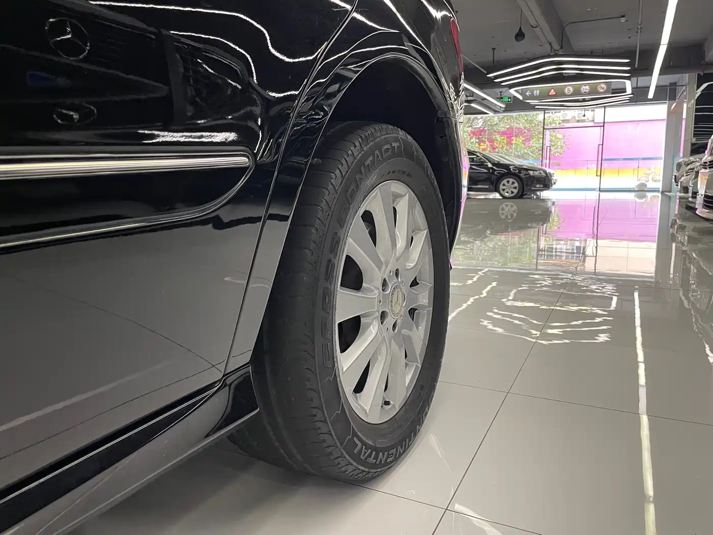 Mercedes-Benz R-Class 2017 R 320 4MATIC Business Collector's Edition фото 41
