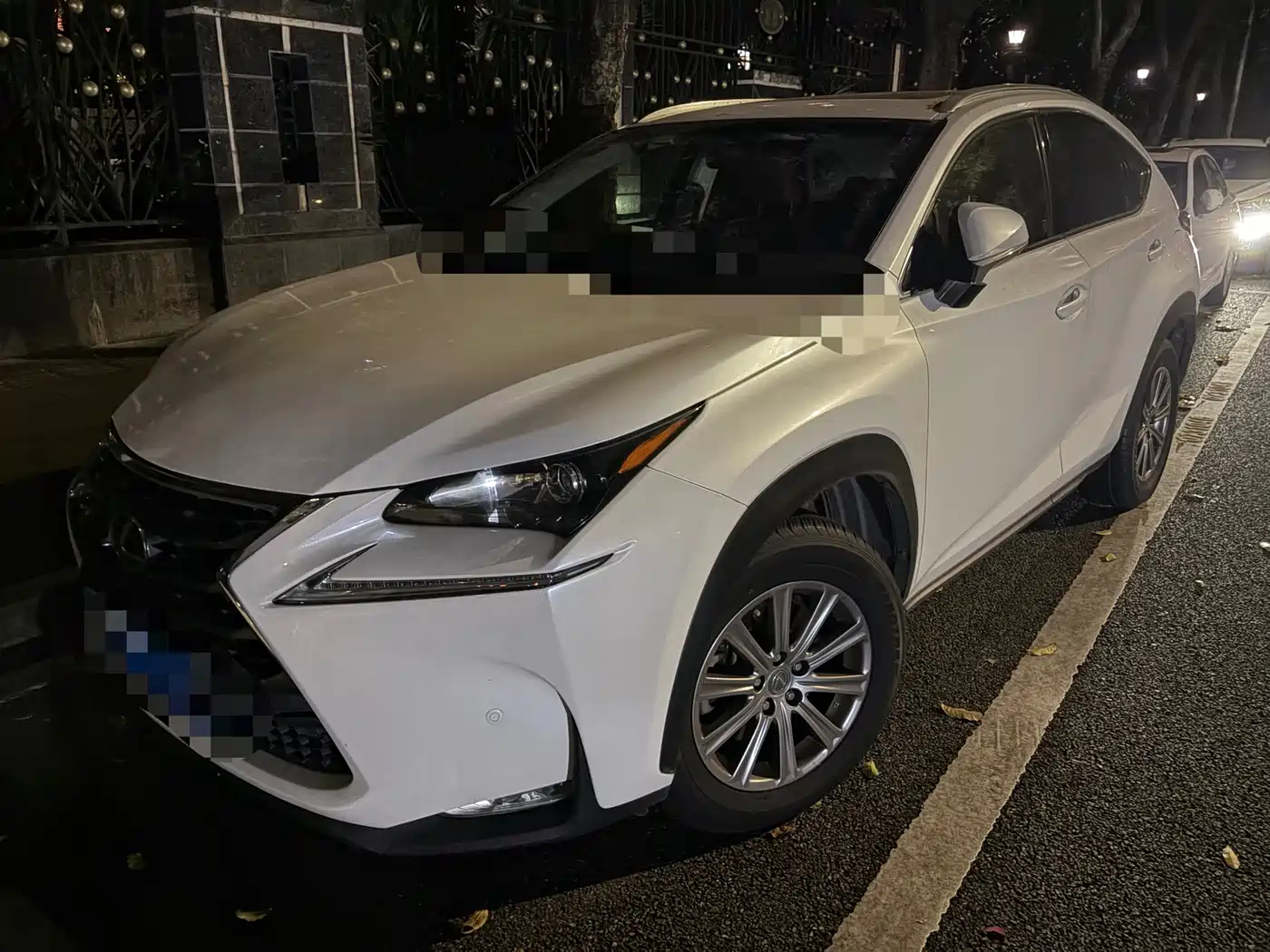 Фото 1 - Lexus NX