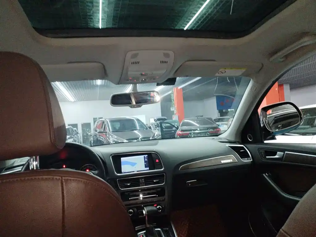 Audi Q5 2015 40 TFSI Comfort фото 14