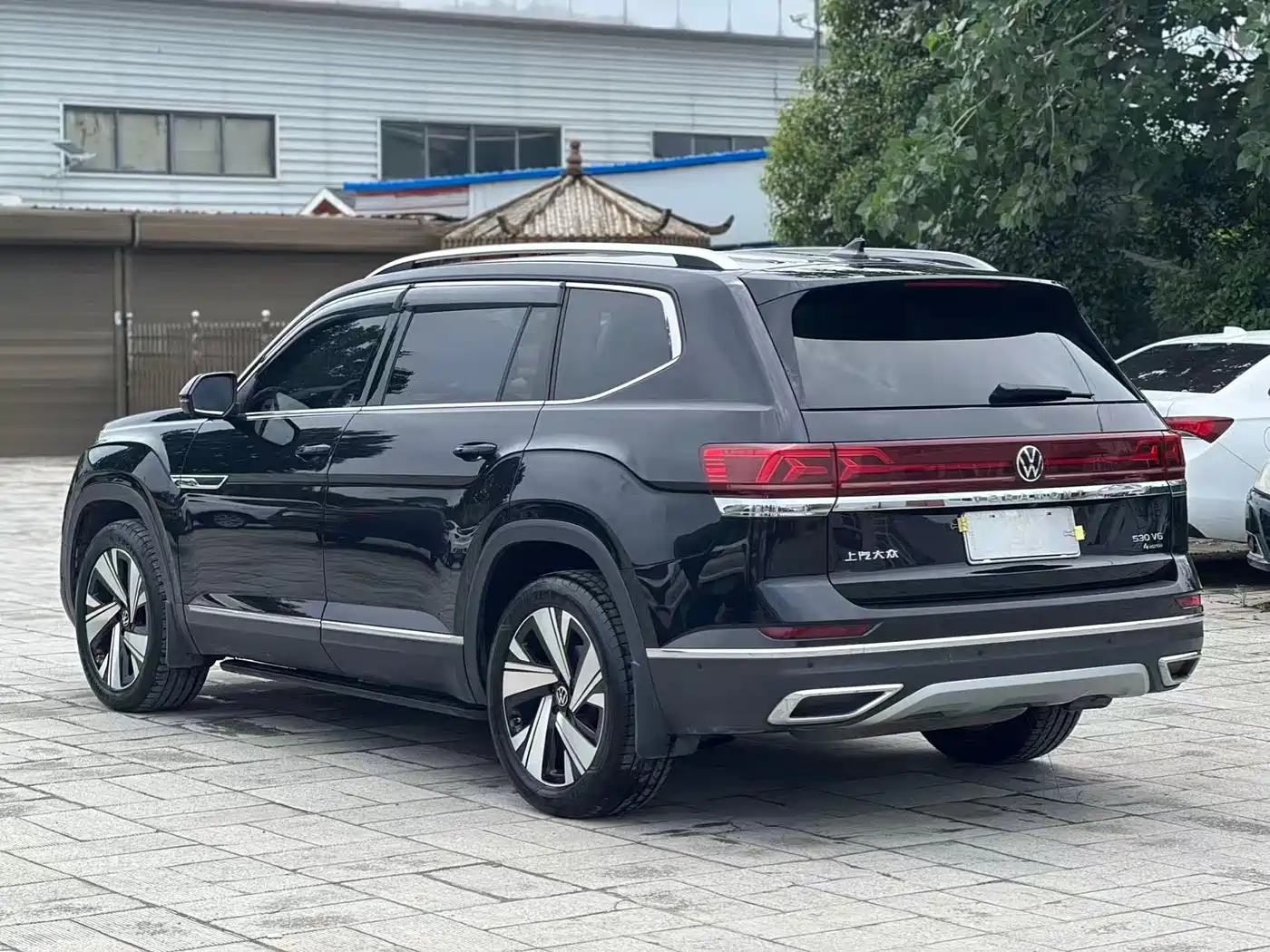 Volkswagen Teramont 2023 530 V6 AWD Premium Luxury Edition фото 8