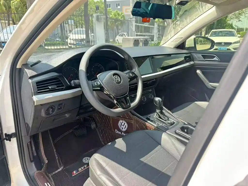 Volkswagen Lavida 2019 1.5L Automatic Comfort Edition China VI фото 15