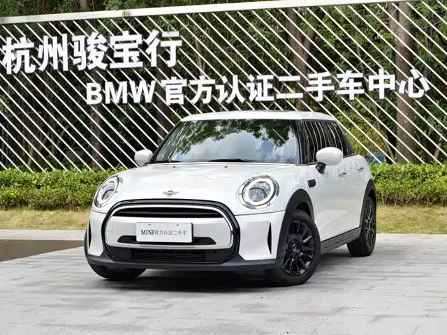 Mini MINI 1.5T ONE, пятидверный