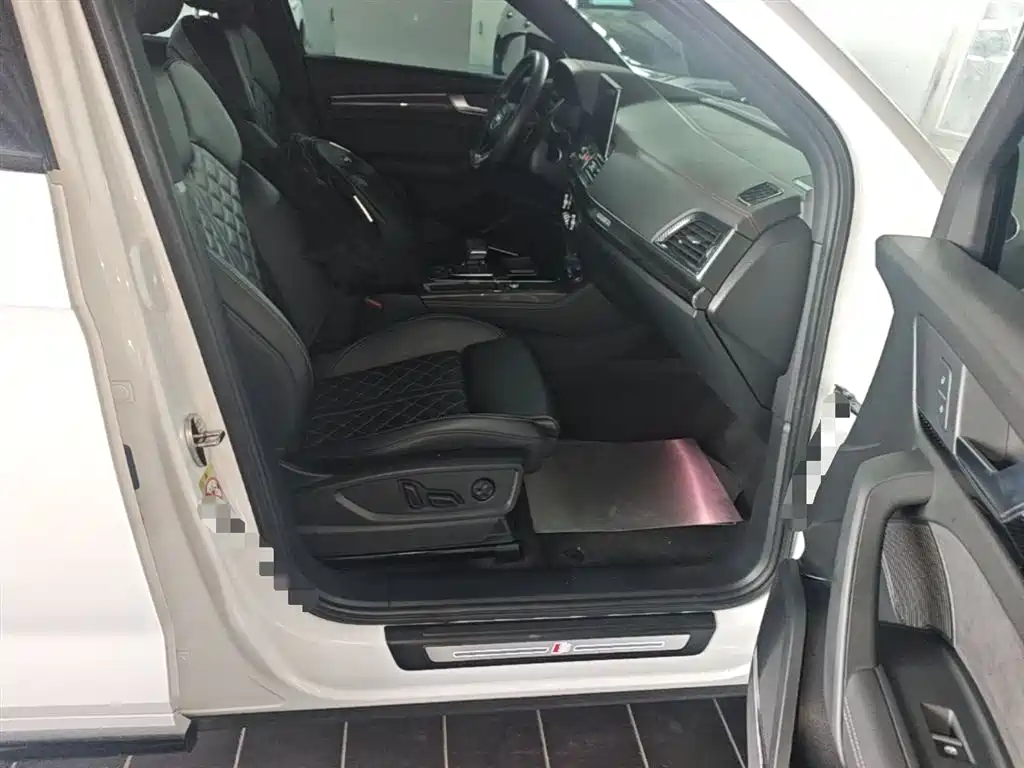 Audi Q5L Sportback 2022 45 TFSI Premium фото 11