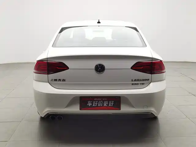 Volkswagen Lamando 2015 230TSI DSG Style — фото 4