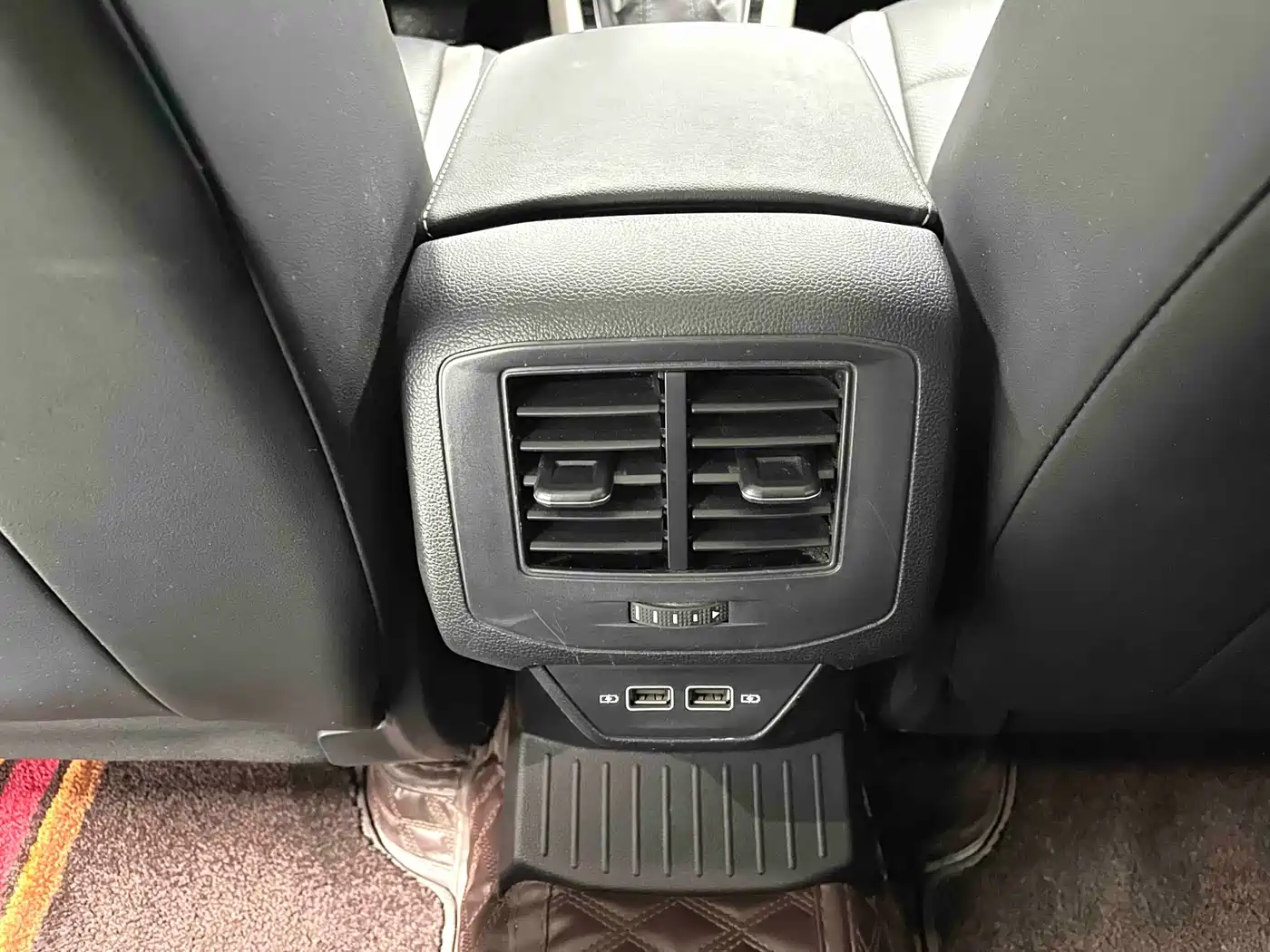 VOLKSWAGEN T ROC EXPLORING SONGS