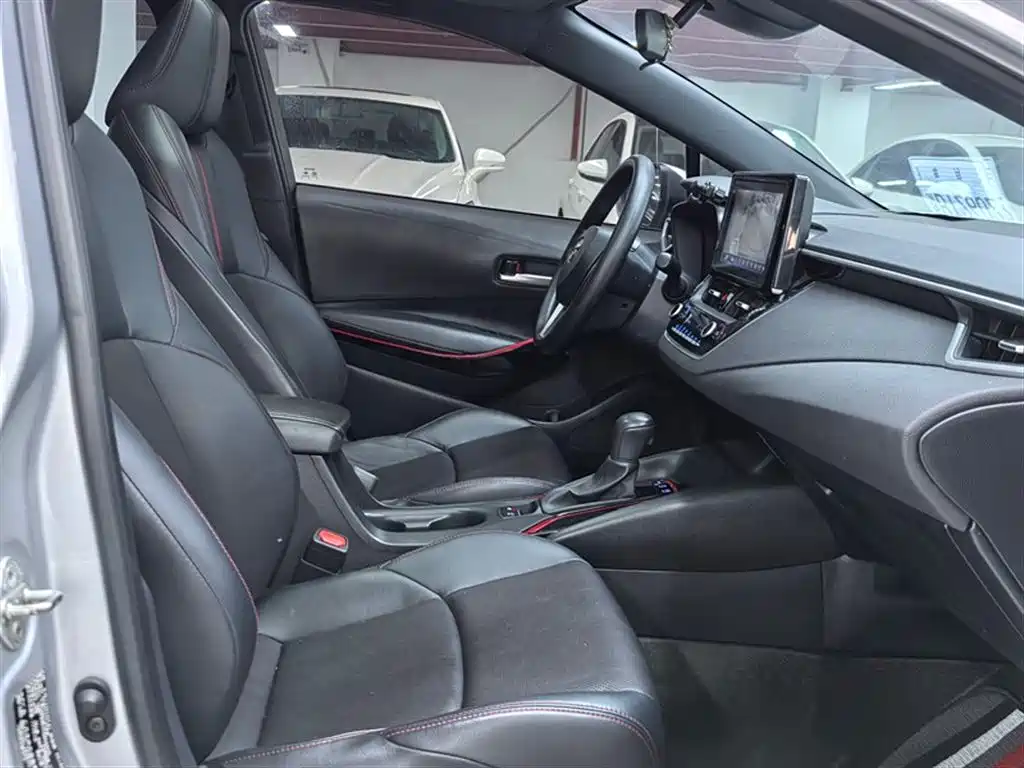 Toyota Levin 2021 185T CVT Sport Edition фото 8
