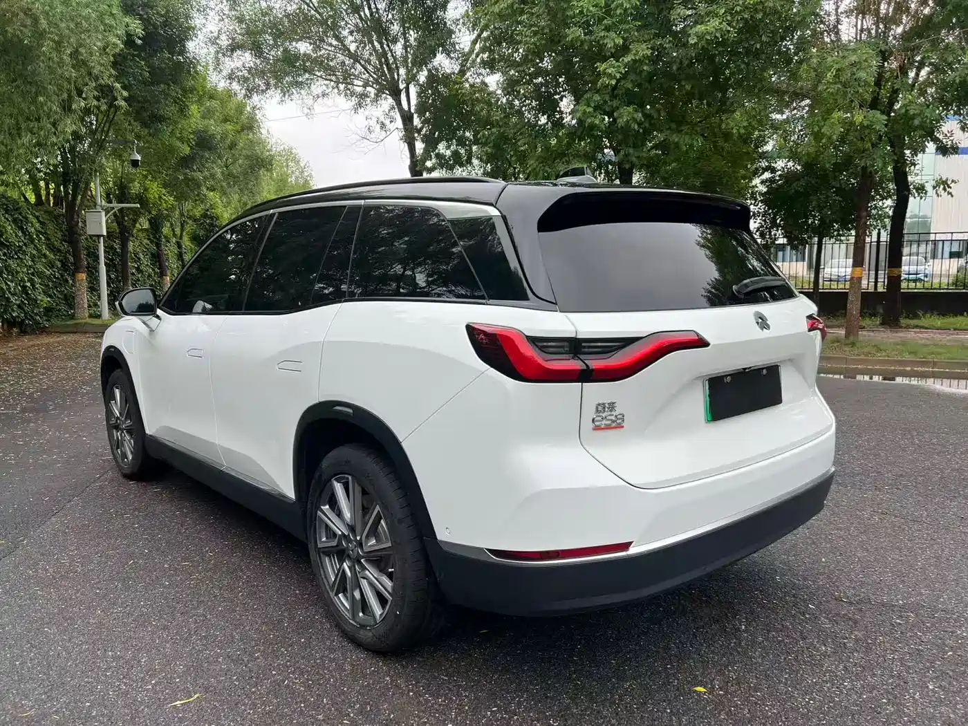 Фото 7 - NIO ES8