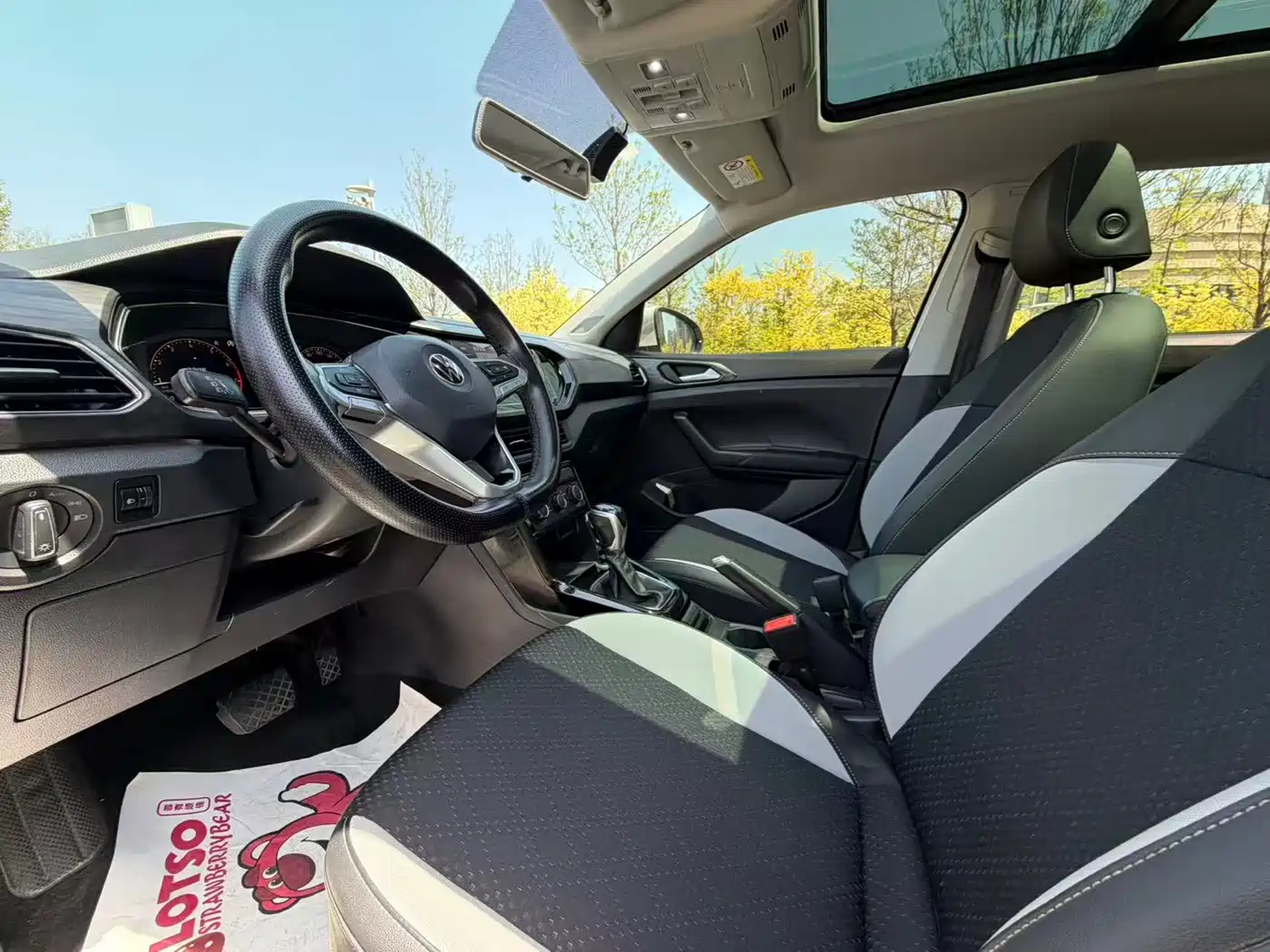 Volkswagen Tanying 2020 1.5L Automatic Joy Edition фото 7