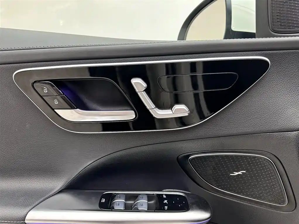 Mercedes-Benz C-Class 2024 Facelift C 260 L Sport фото 15