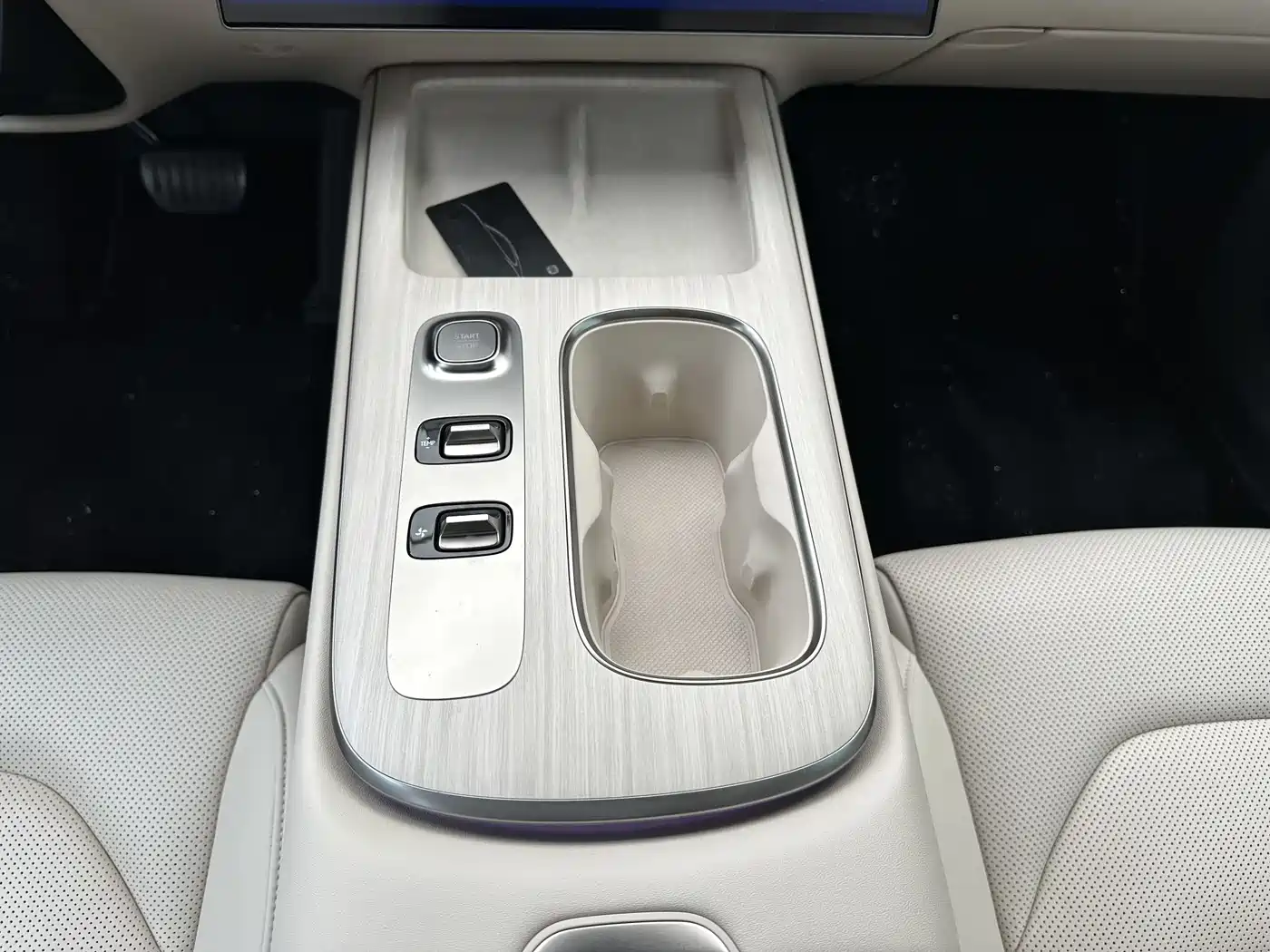 Xiaomi Auto Xiaomi SU7 2024 RWD Standard Founder's Edition фото 11
