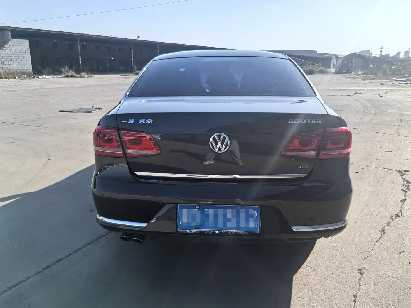 Volkswagen Magotan 2015 Facelift 1.8TSI Luxury фото 5