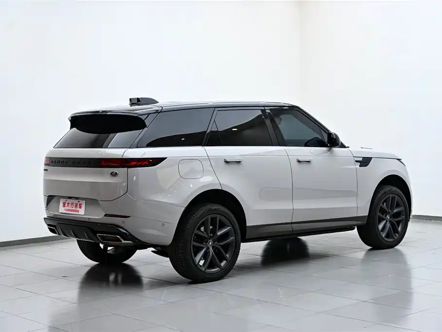 Land Rover Range Rover Sport 2023 400PS Dynamic SE фото 7