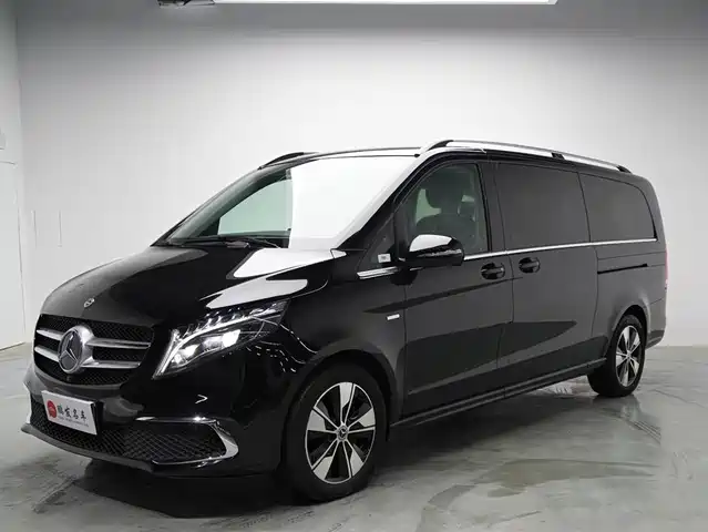 Mercedes-Benz V-Class 2023