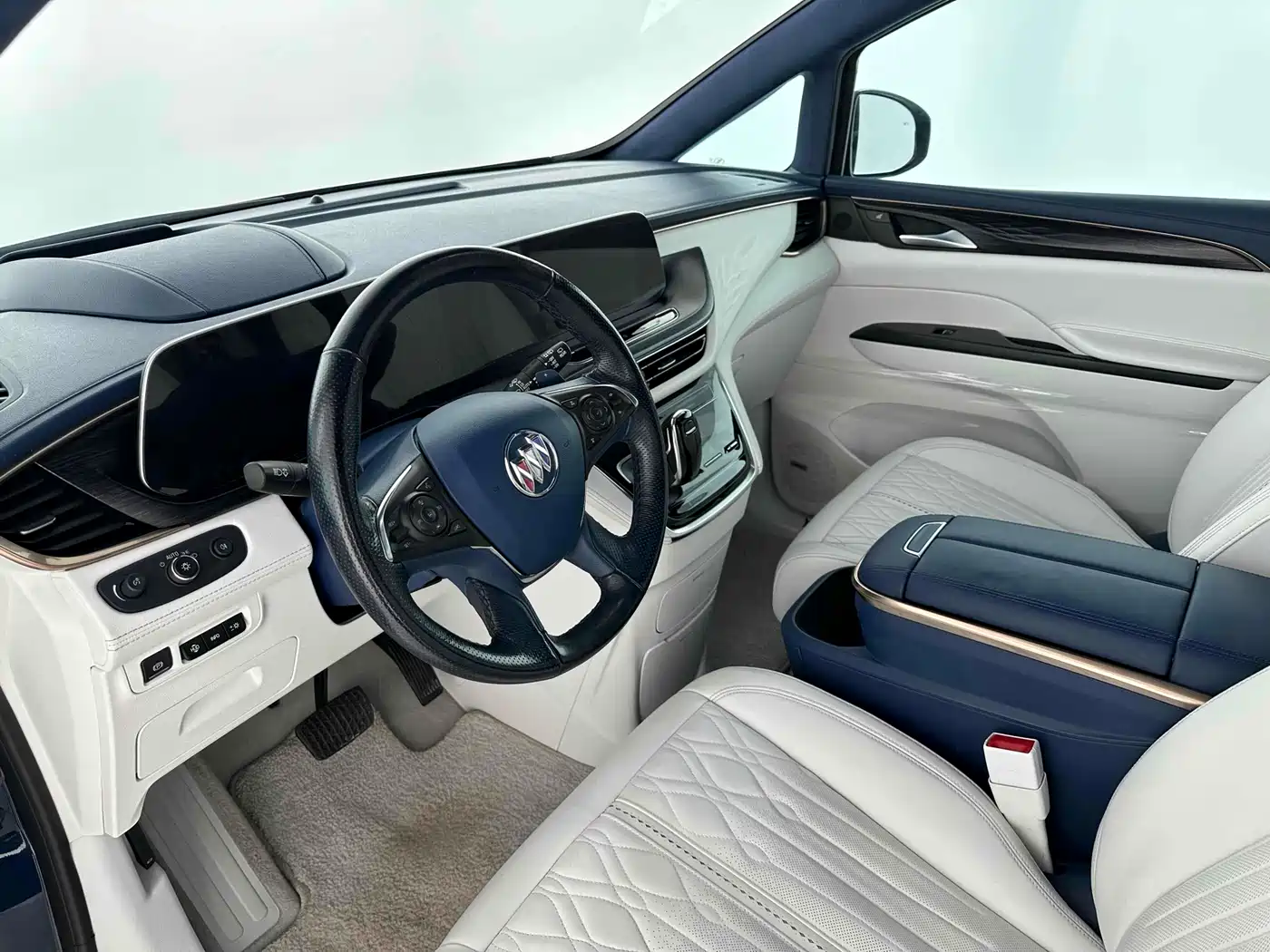Buick GL8 2021 Avenir Aivia 4-Seater Prestige Edition фото 10