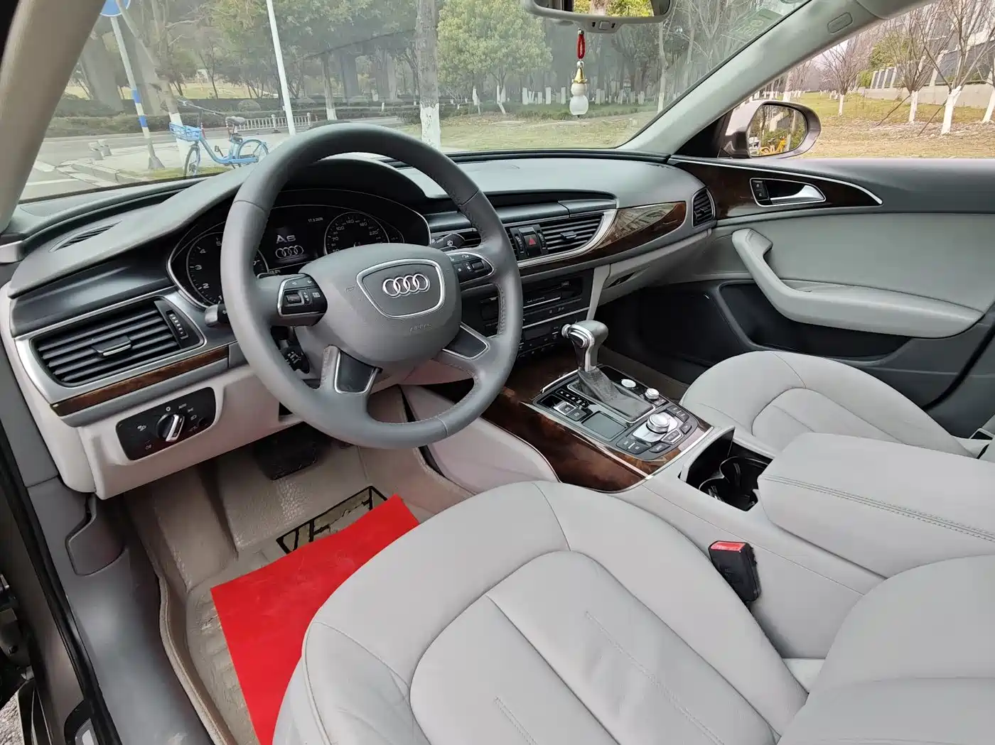 Audi A6L 2014 30 FSI Comfort фото 14