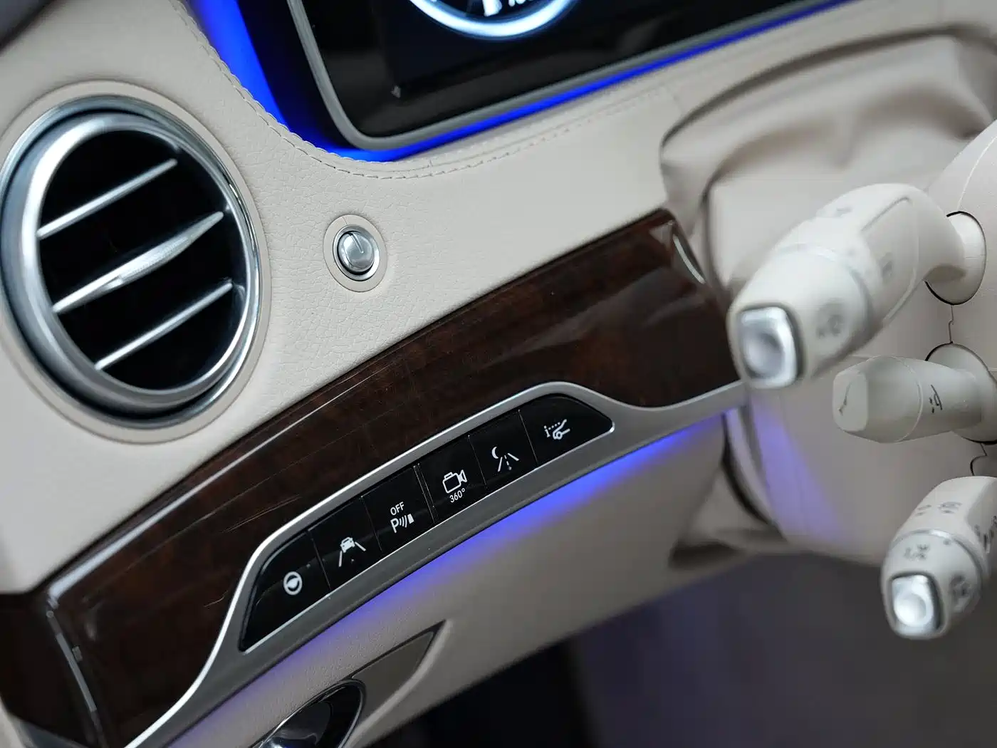 Mercedes-Benz Maybach S-Class 2017 S 500 4MATIC фото 26