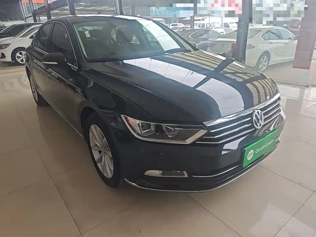 Volkswagen Magotan 2018 330TSI DSG Leading фото 4