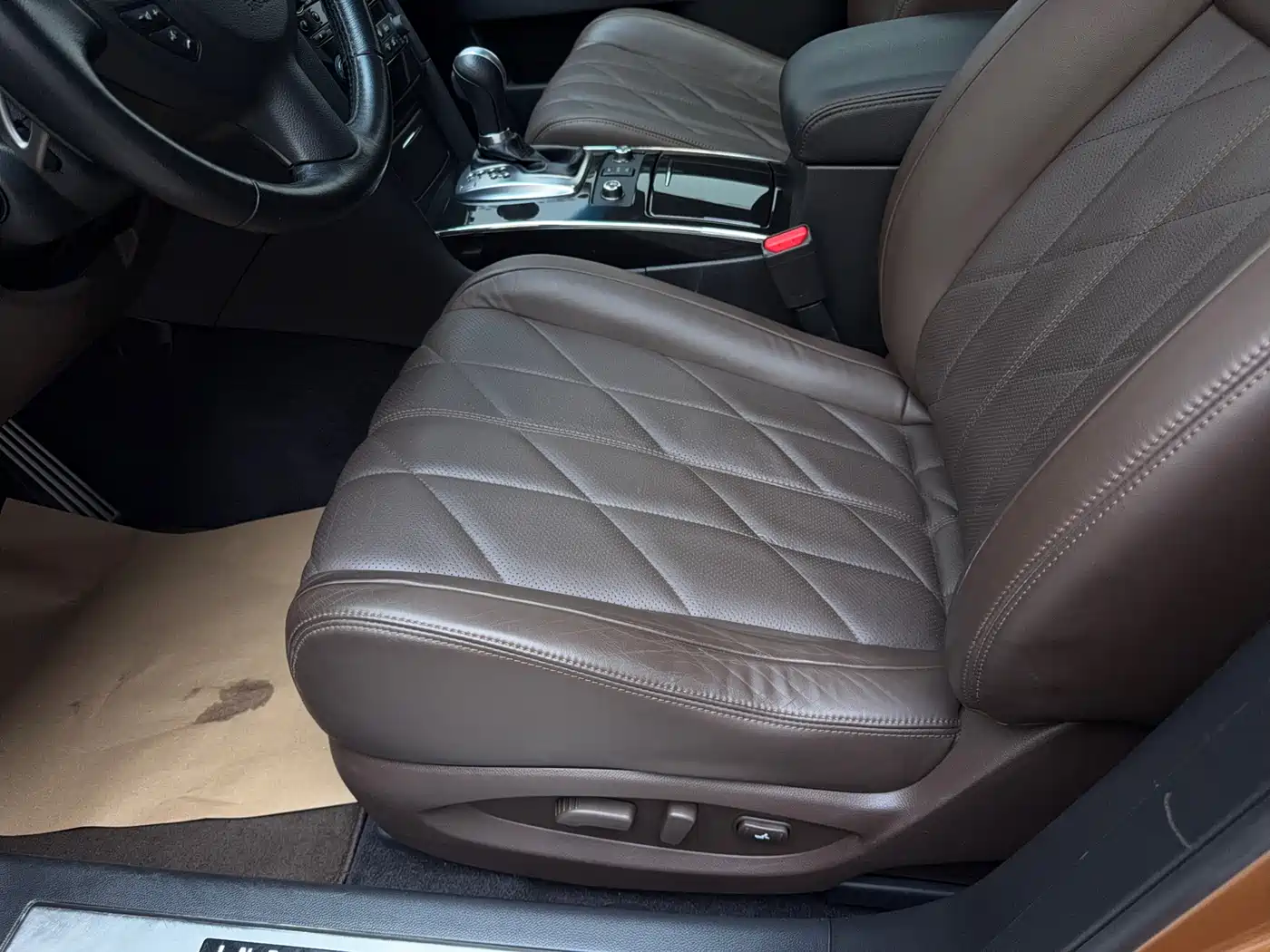 Infiniti FX 2011 2011 Model FX35 Gold Standard Edition