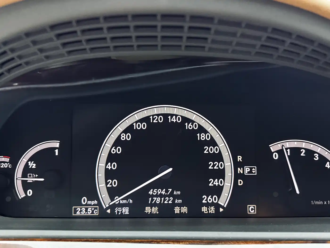 Mercedes-Benz S-Class 2010 S 350 L 4MATIC фото 24