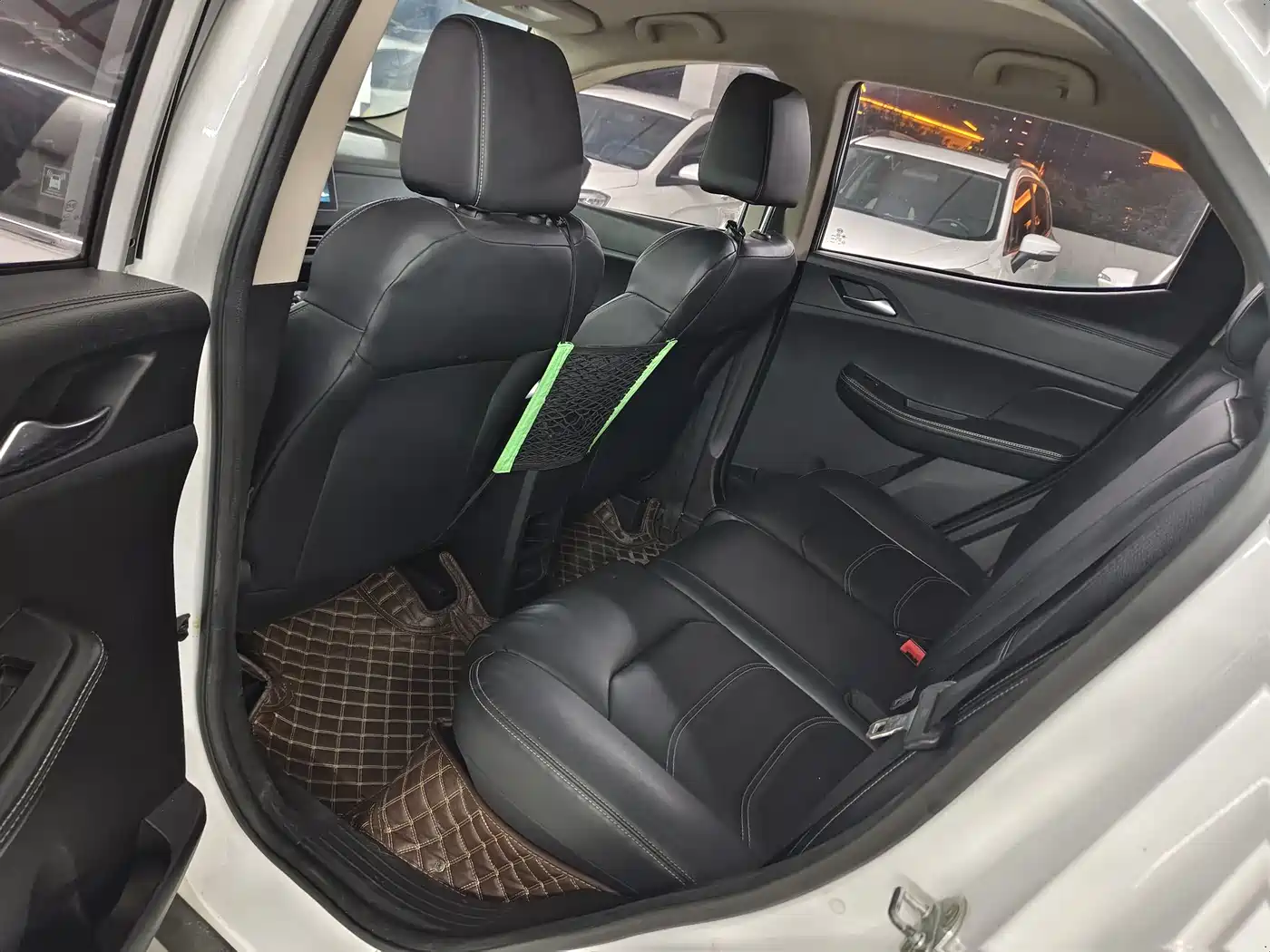 BYD Yuan New Energy 2019 EV535 Smart Connected Trend Leader Type фото 9