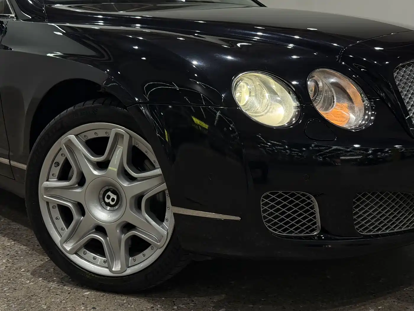 Bentley Flying Spur 2010 6.0T 5-seater Version фото 10